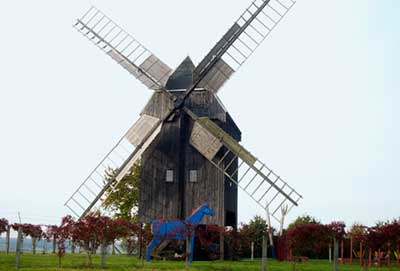 Die schwarze Mühle auf dem Liebschützberg